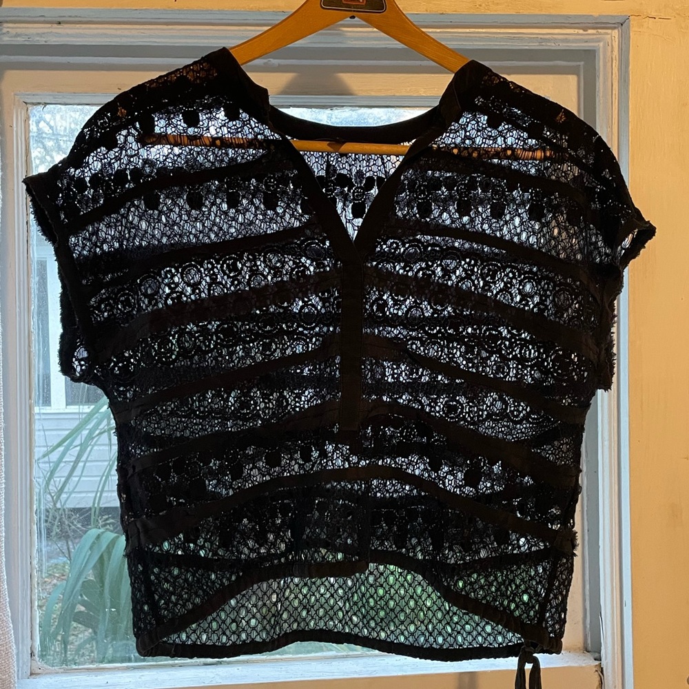 Lacey crop